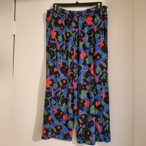 Target Latino Heritage Month Bright Floral Wide Leg Cropped Pull-On Pants Medium